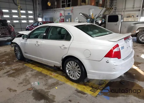 2010 Ford Fusion Hybrid from USA, damaged, VIN 3FADP0L31AR295863